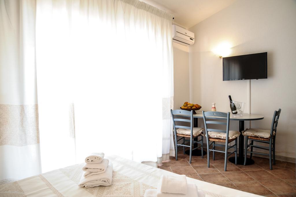 Elite Smeralda Room Porto Rotondo Εξωτερικό φωτογραφία